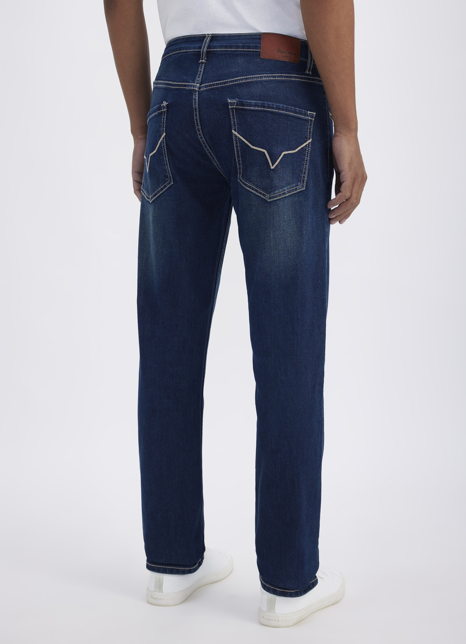 Men Tinted Blue Straight Fit Mid Rise Jeans , , large image number 2