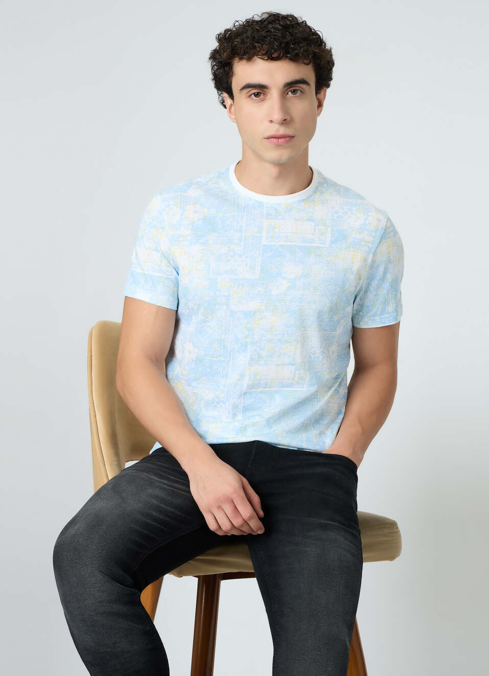 Men Sky Blue Printed Slim Fit T-shirt, , large image number 0
