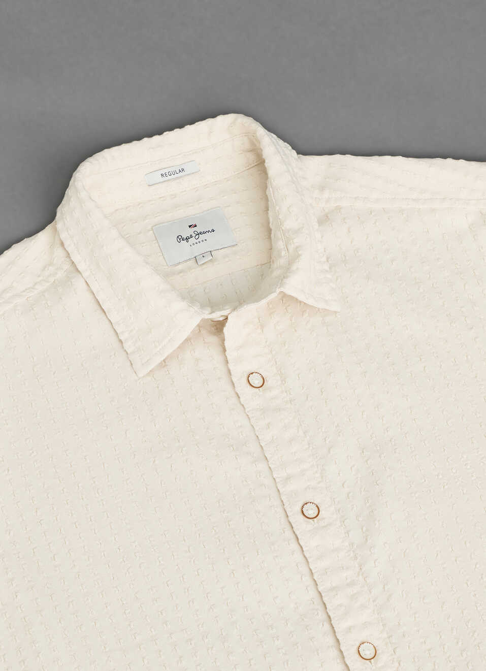 Men Beige Self Textured Regular Fit Short Sleeve Casual Shirt, , large image number 3