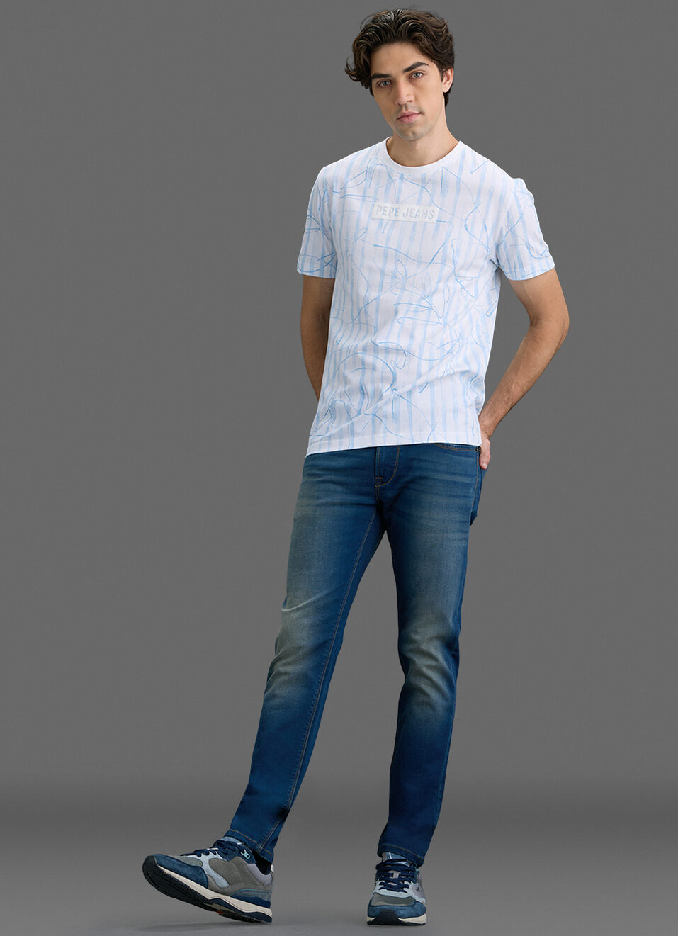 Men Blue Slim Fit Mid Rise Stretchable Jeans, , large image number 1