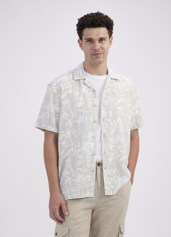 Men Beige Resort Collar Abstract Print Short Sleeve Shirt