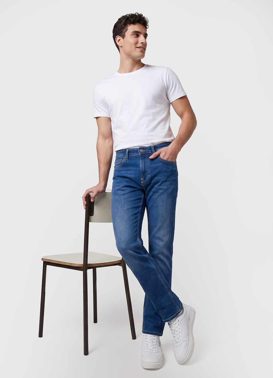 Men Blue Straight Fit Mid Rise Stretchable Jeans, , large image number 1