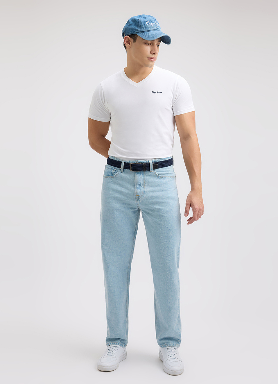 Men Blue Relaxed Barrel Fit Mid Rise Jeans , , large image number 6