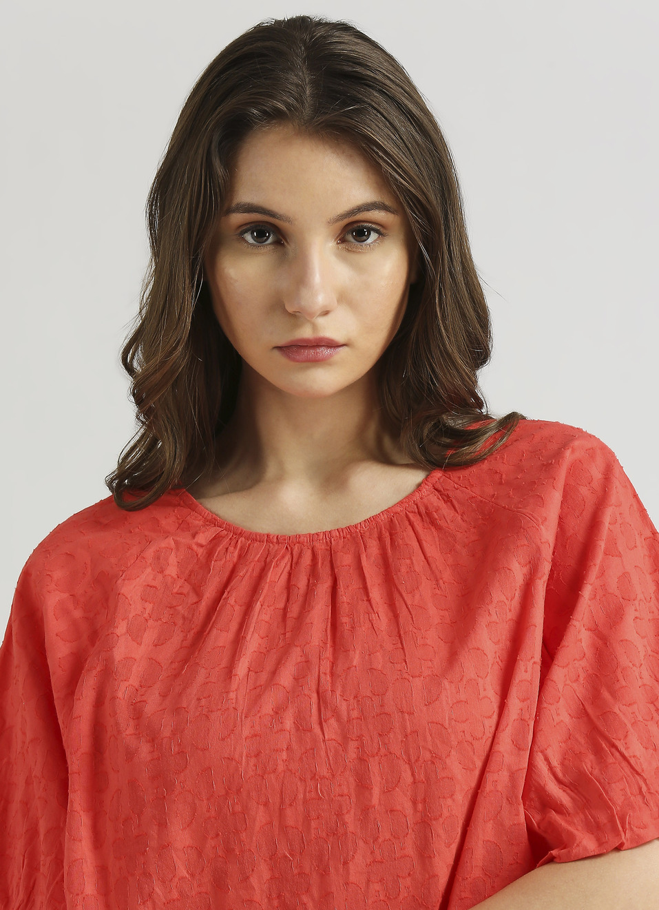 Red Self Design Raglan Puff Sleeve Top, , large image number 4