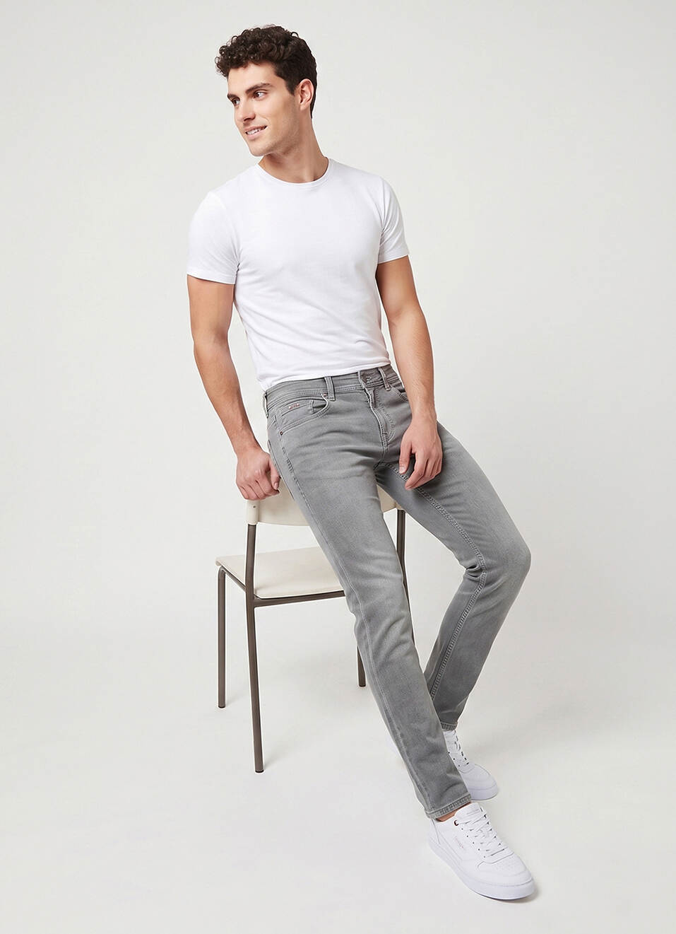 Men Grey Slim Fit Stretchable Jeans, , large image number 1