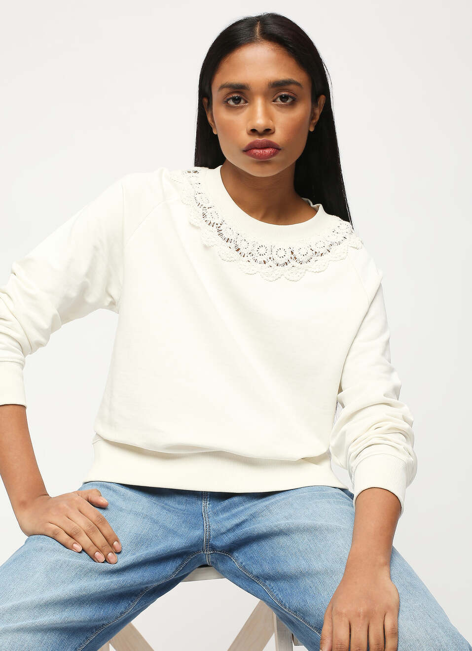 White Full Sleeve Sweatshirt, , large image number 6