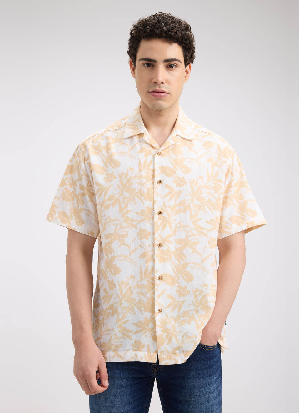 Men Beige Botanical Print Short Sleeve Linen Shirt, , large image number 1