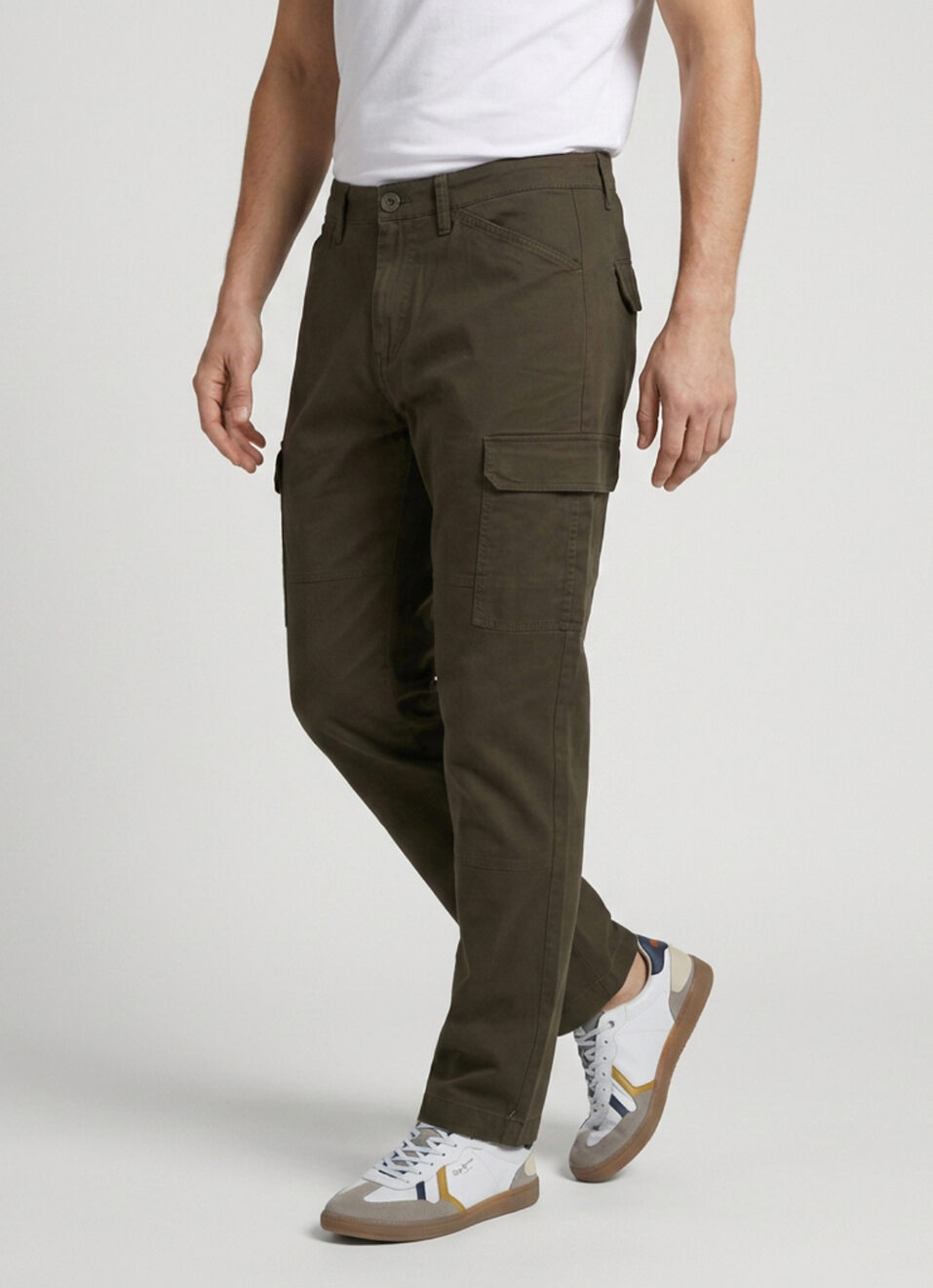 Men Olive Cargo Straight Fit Pants, , large image number 0