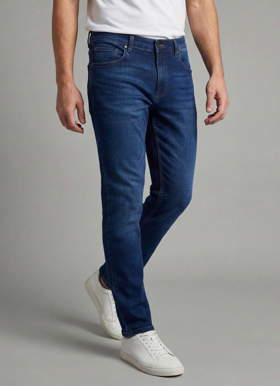 Men Blue Mid Rise Slim Gymindigo Jogger Like Jeans, , large image number 0
