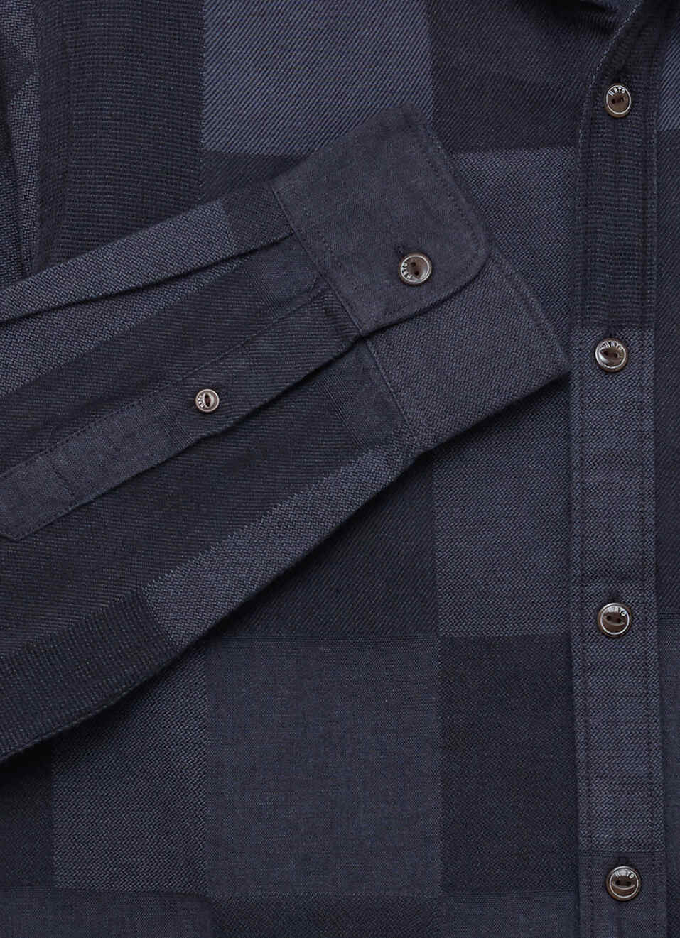 Men Black Solid Long Sleeve Shirt, , large image number 7
