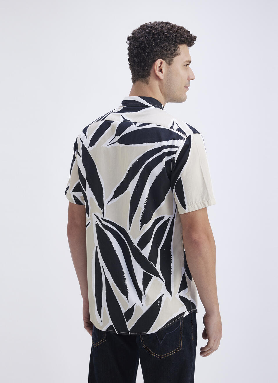 Men Beige All Over Print Short Sleeve Shirt, , large image number 2