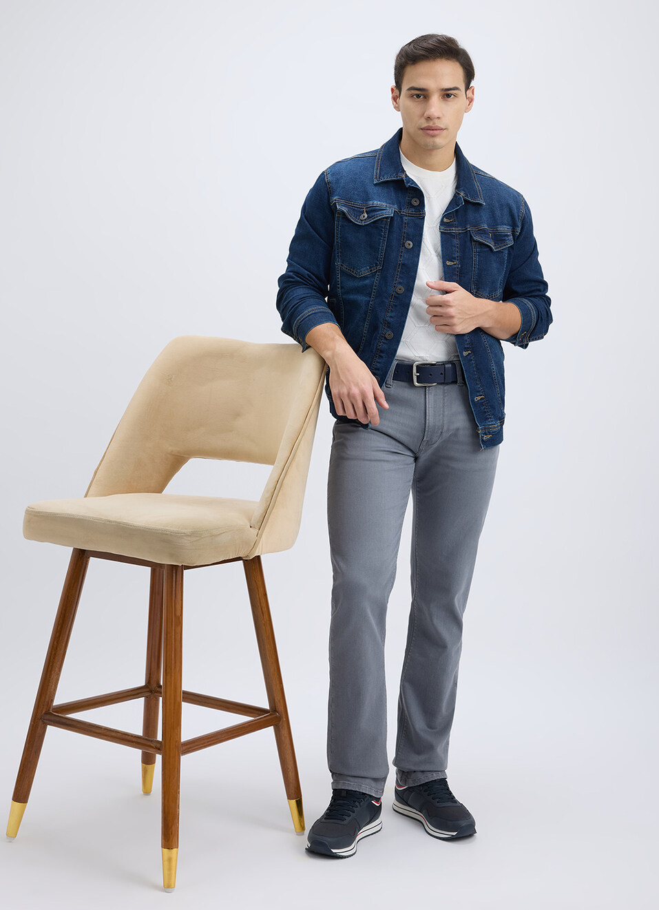 Men Grey Mid Rise Straight Gymindigo Jogger Like Jeans, , large image number 1