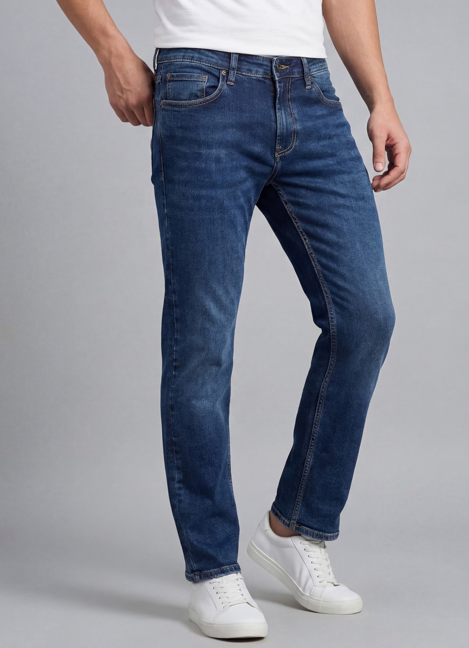 Men Green Mid Rise Straight Fit Strechable Jeans, , large image number 0