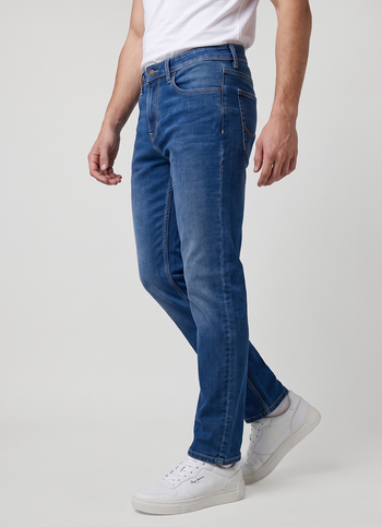 Men Blue Straight Fit Mid Rise Stretchable Jeans