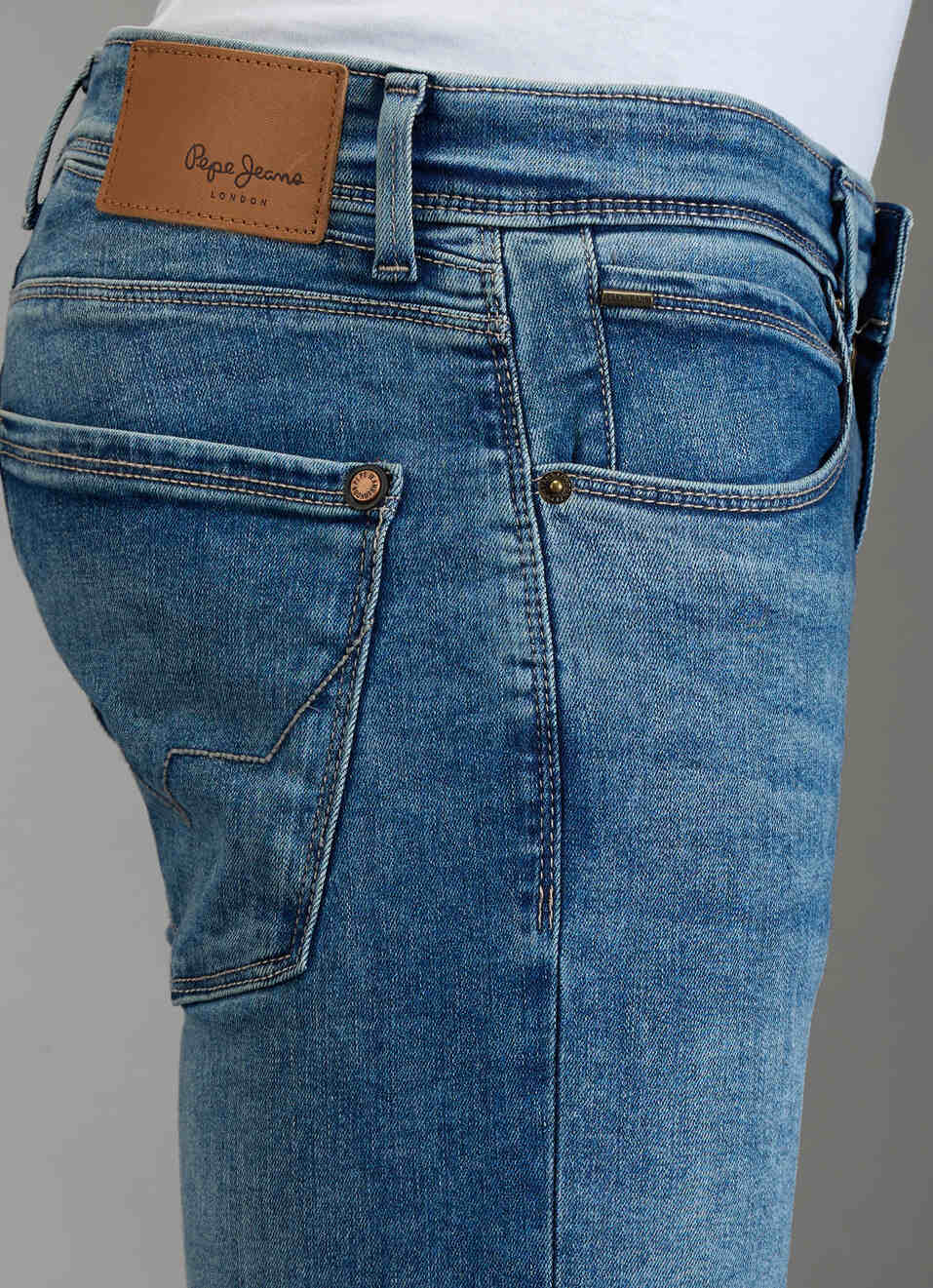 Men Blue Light Used Slim Fit Mid Rise Stretchable Jeans, , large image number 4