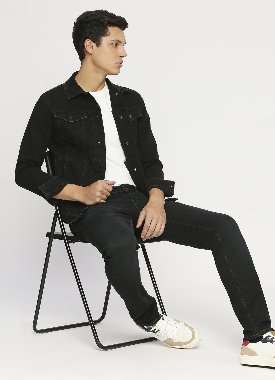Black Denim Trucker Jacket, , large image number 6