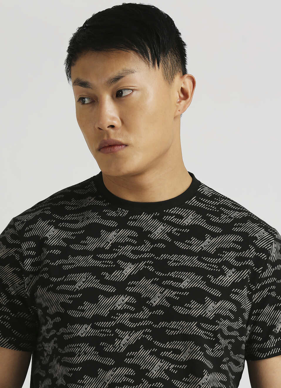 Black Water Base Print Short Sleeve T-shirt, , large image number 4