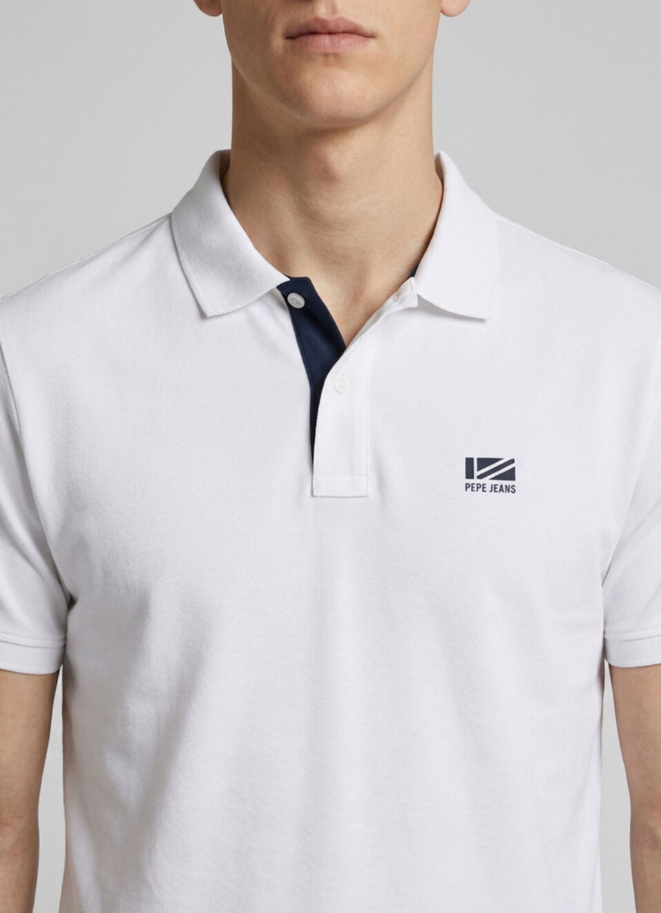 Men White Solid Short Sleeves Polo, , large image number 4