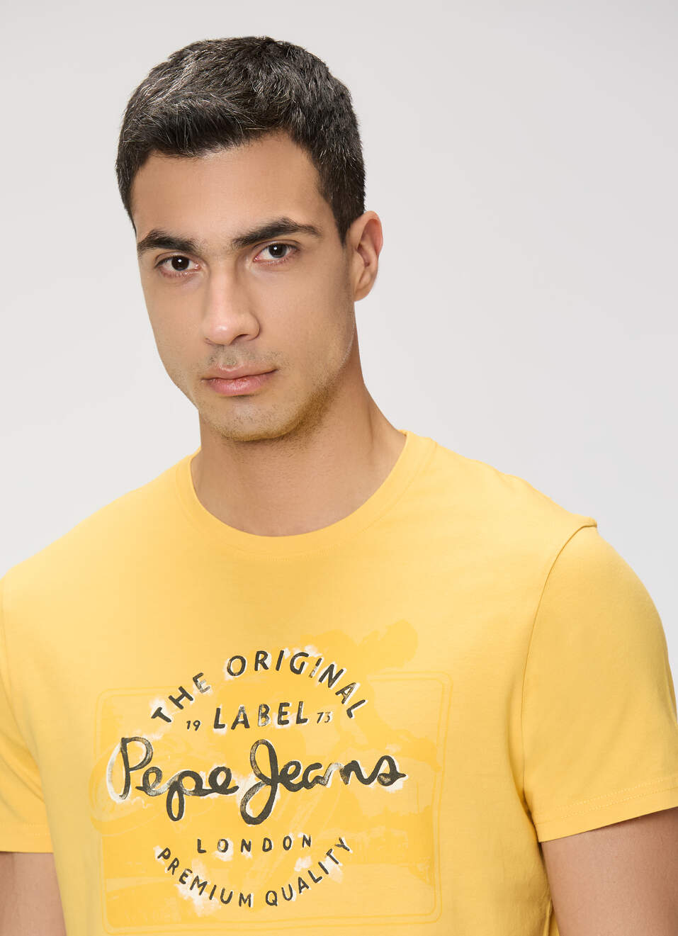 Men Yellow Slim Graphic T-shirt, , large image number 4