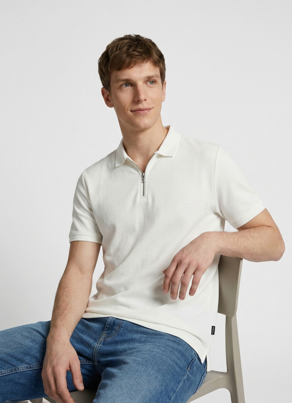 Men Off White Solid Polo Collar T-shirt, , large image number 0