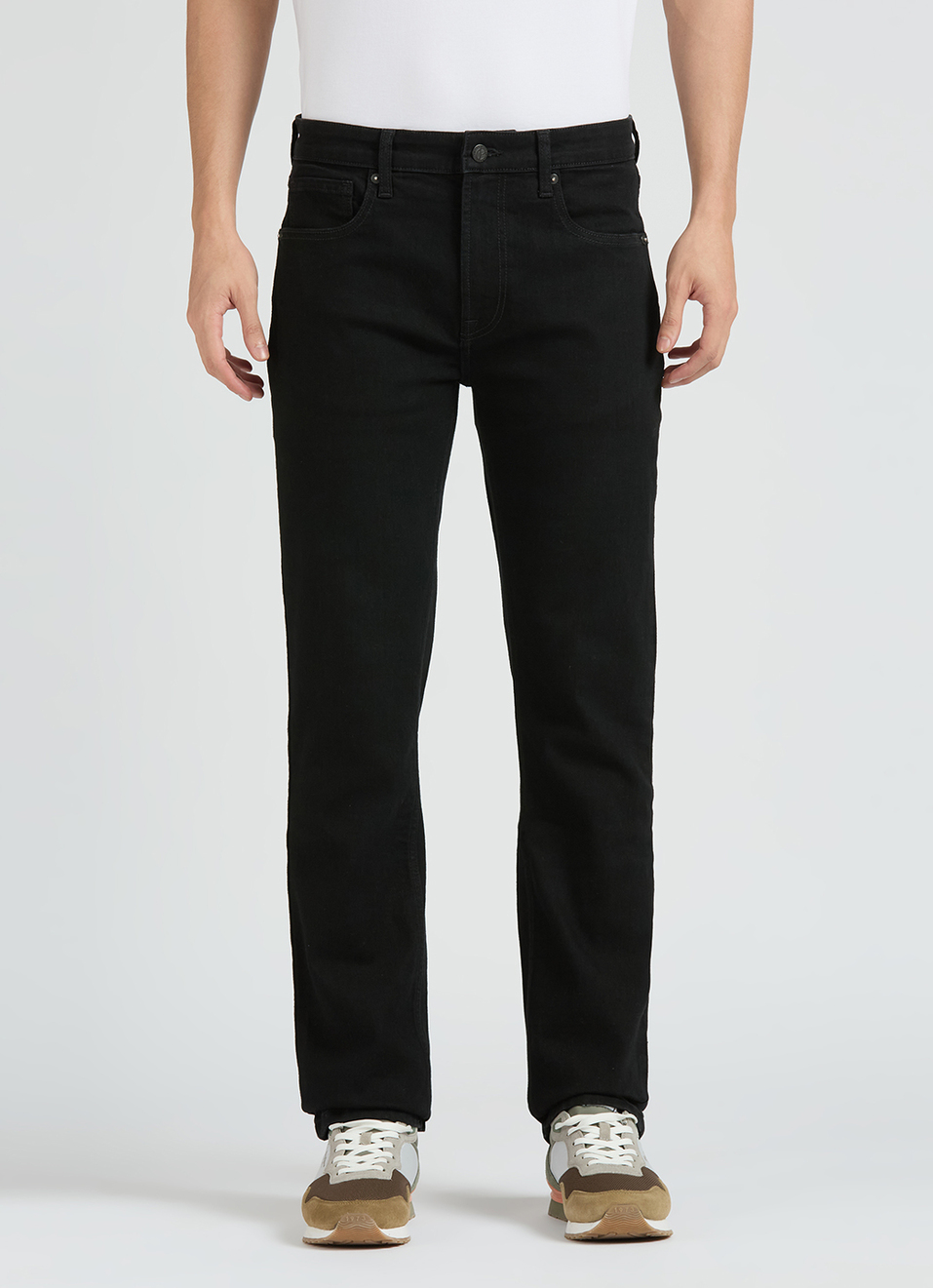 Men Black Mid Rise Straight Fit Jeans, , large image number 2