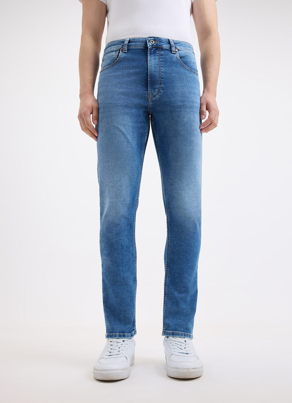 Men Blue Mid Rise Slim Gymindigo Jogger Like Jeans, , large image number 6