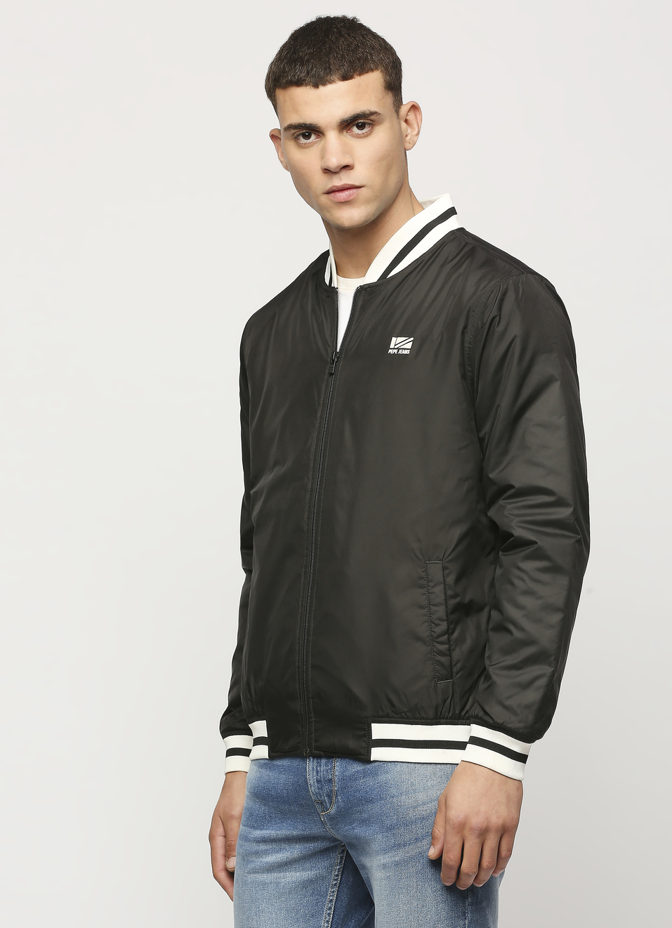 Black Solid Puffer Jacket, , large image number 3