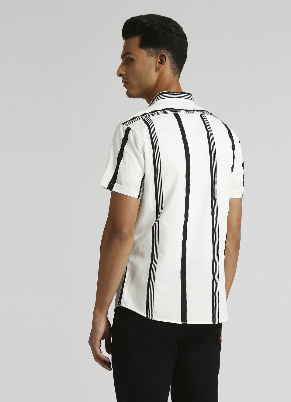 White Narrow Stripes Twill Short Sleeve Shirt, , large image number 2