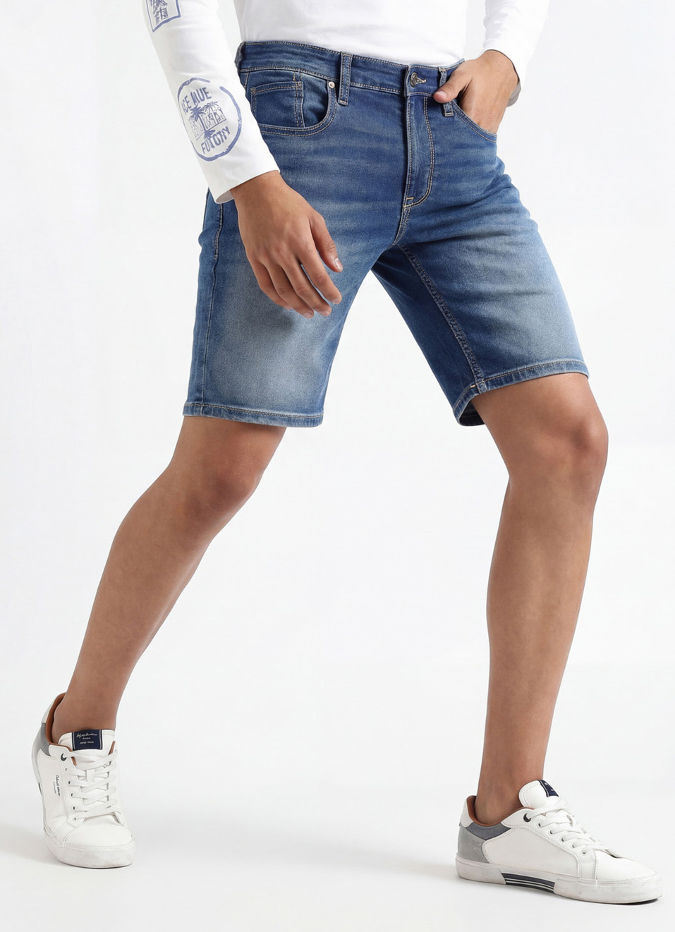 Chinox Blue Mid Waist Denim Shorts, , large image number 0