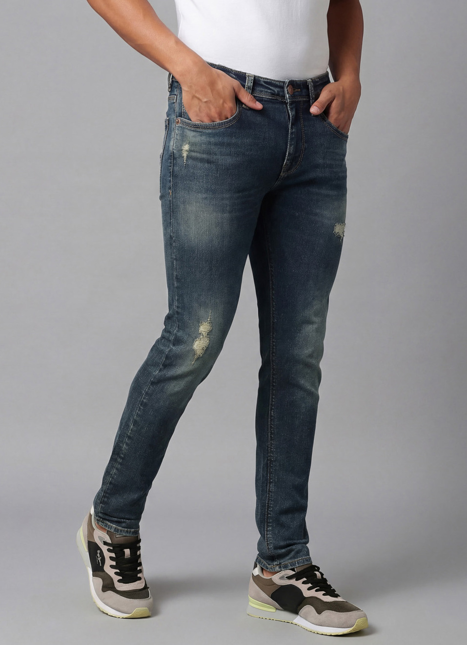 Tapered Vapour Blue Low Waist Slim Fit Jeans, , large image number 0