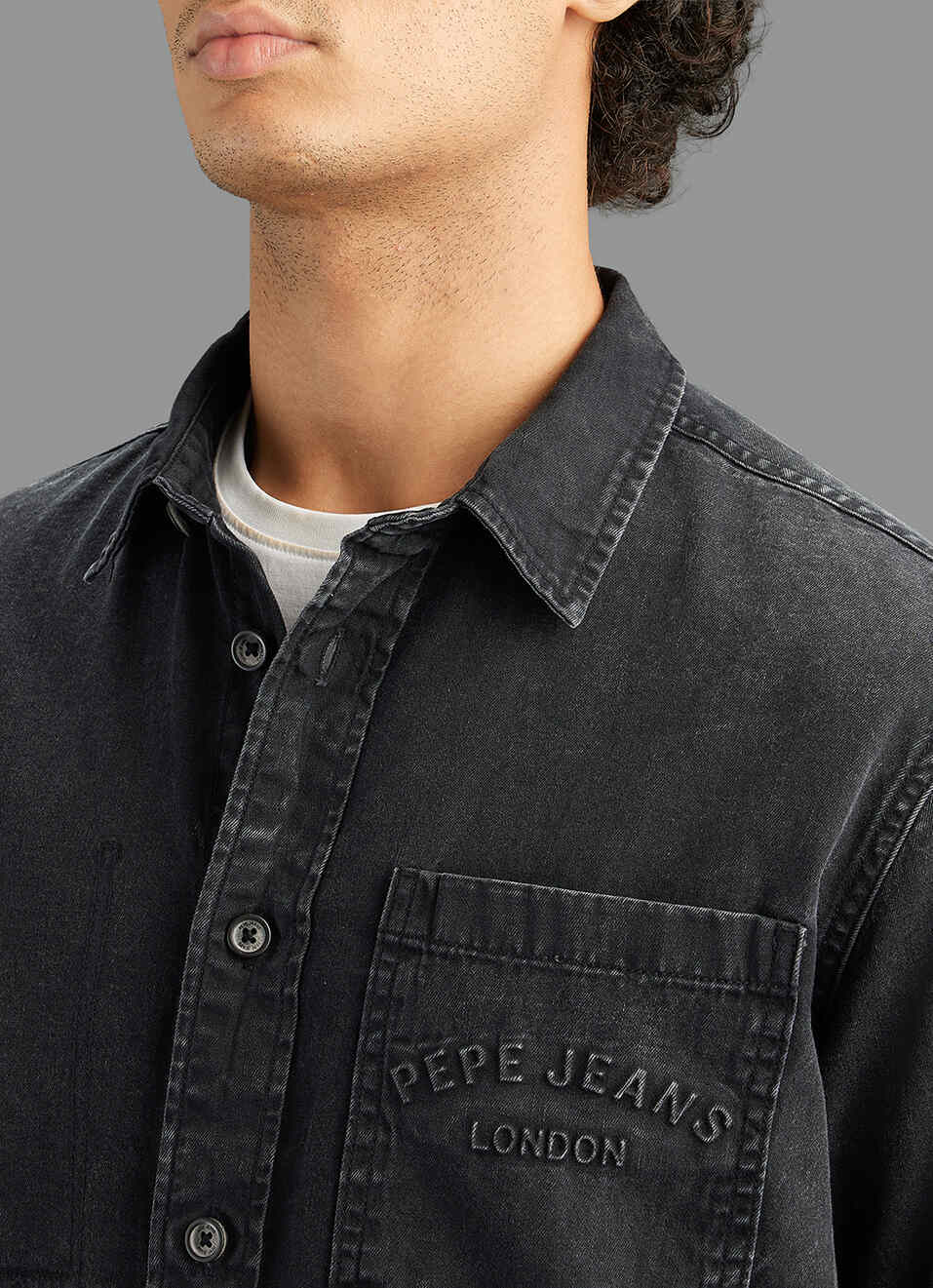 Men Black Solid Regular Fit Denim Shirt, , large image number 1