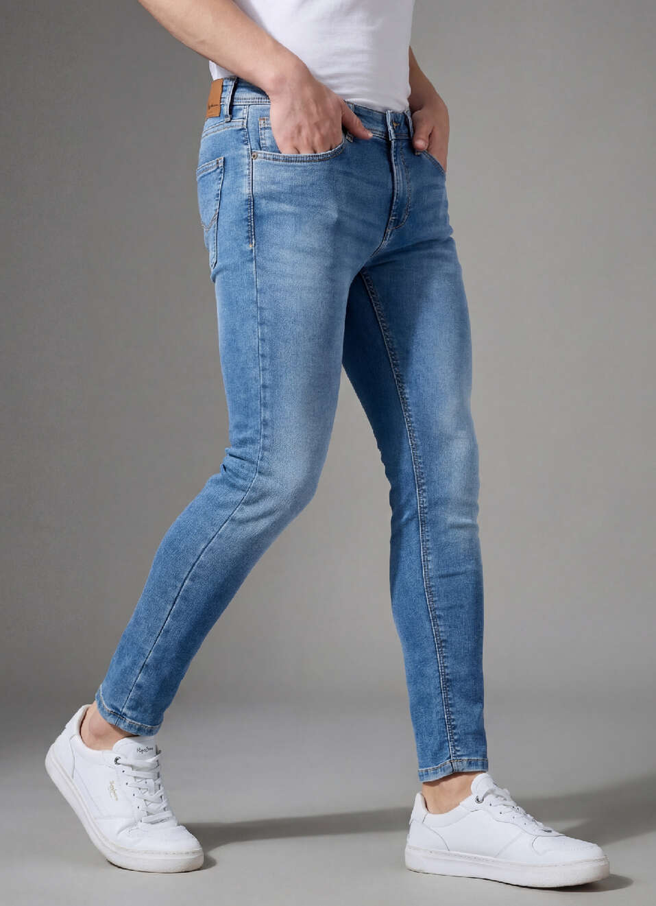 Men Blue Skinny Fit Mid Rise Jogger Like Jeans, , large image number 0