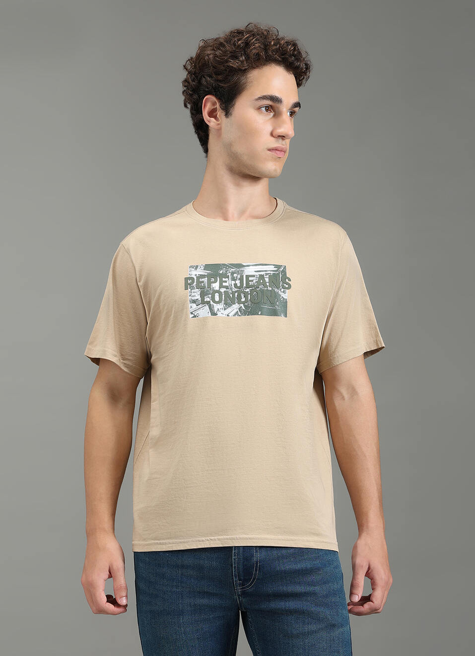 Men Beige Relaxed Fit Graphic T-shirt, , large image number 5