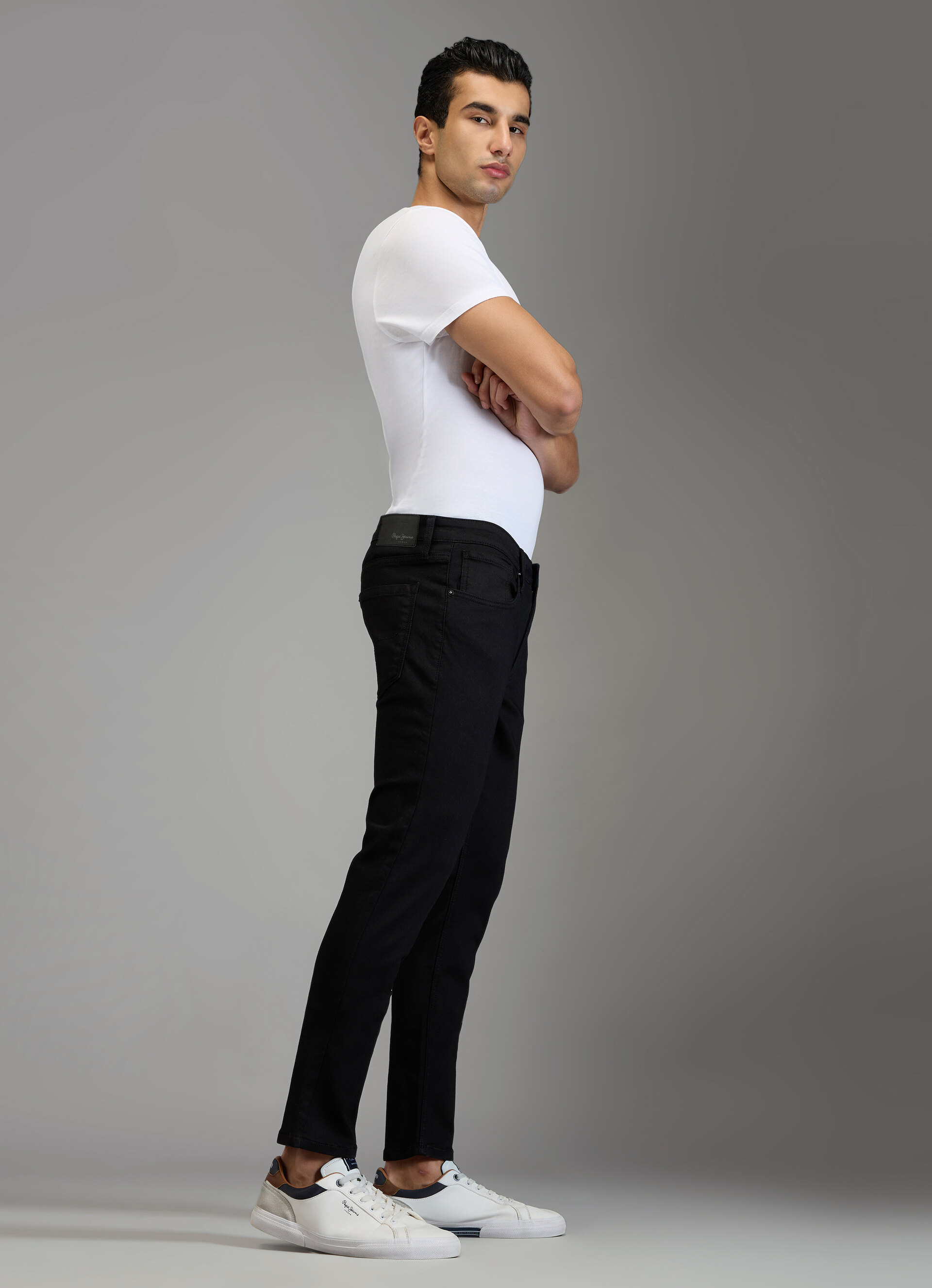 Men Black Tapered Fit Mid Rise Stretchable Jeans, , large image number 10
