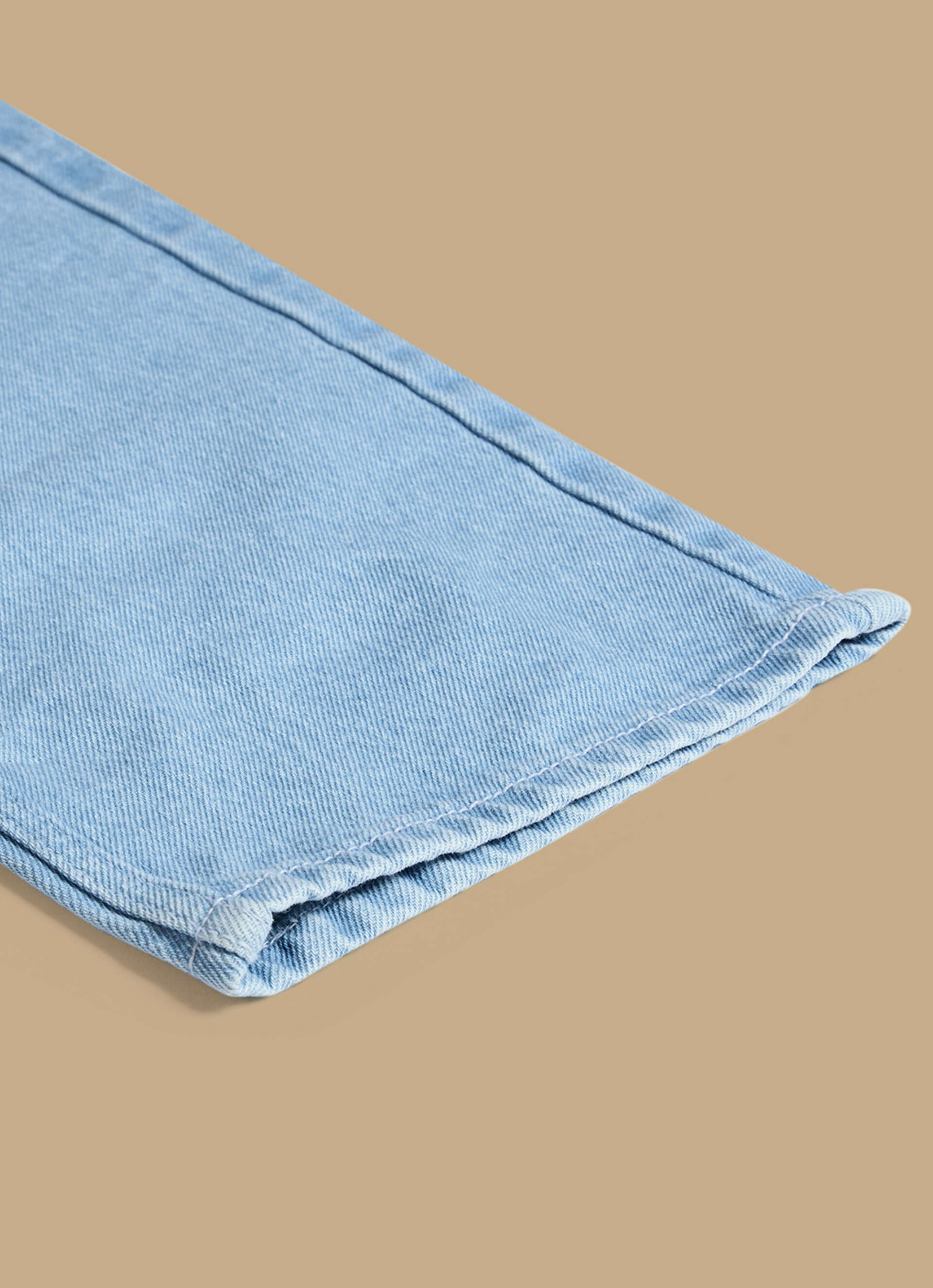Men Light Blue Mid Rise Relaxed Fit Jeans, , large image number 8