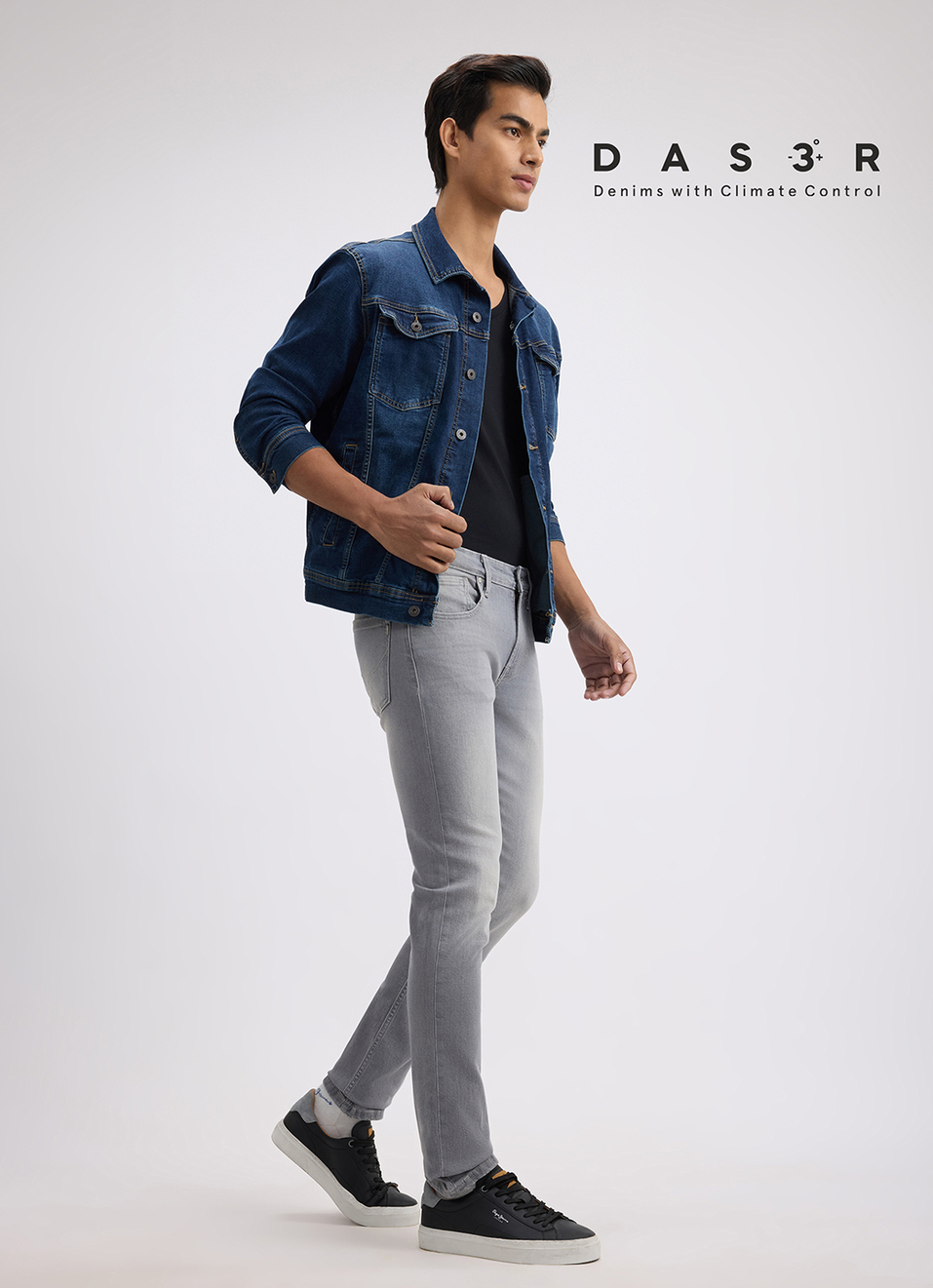 Men Grey Slim Fit Mid Rise All Climate Streachable Jeans, , large image number 1