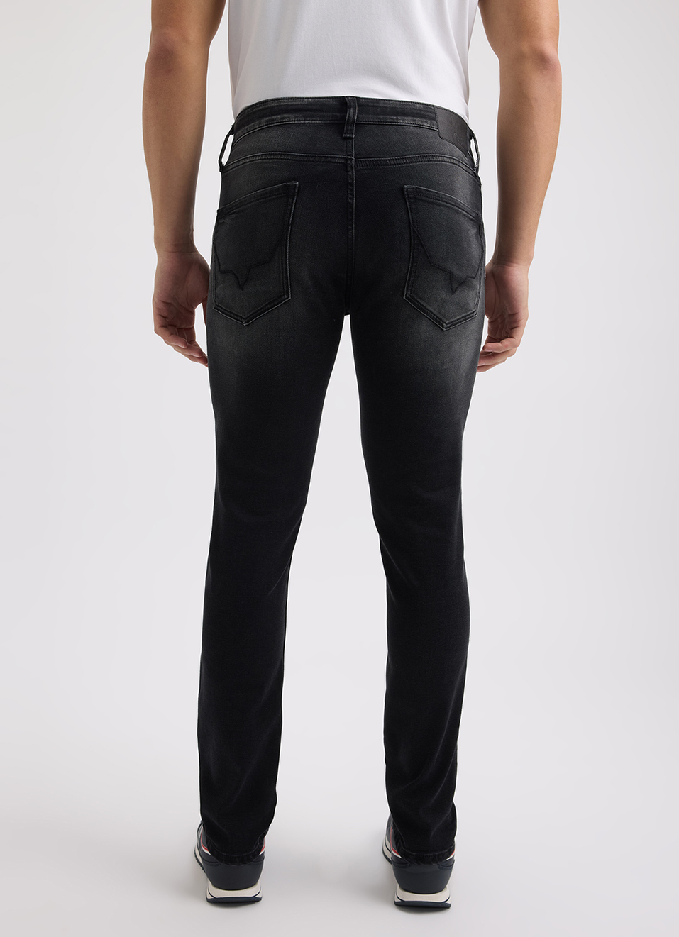 Men Black Slim Tapered Fit Low Rise Jeans , , large image number 3