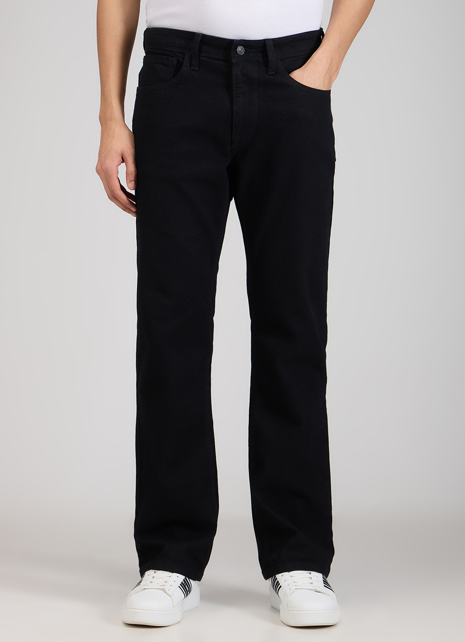 Men Black Mid Rise Bootcut Stretchable Jeans, , large image number 2