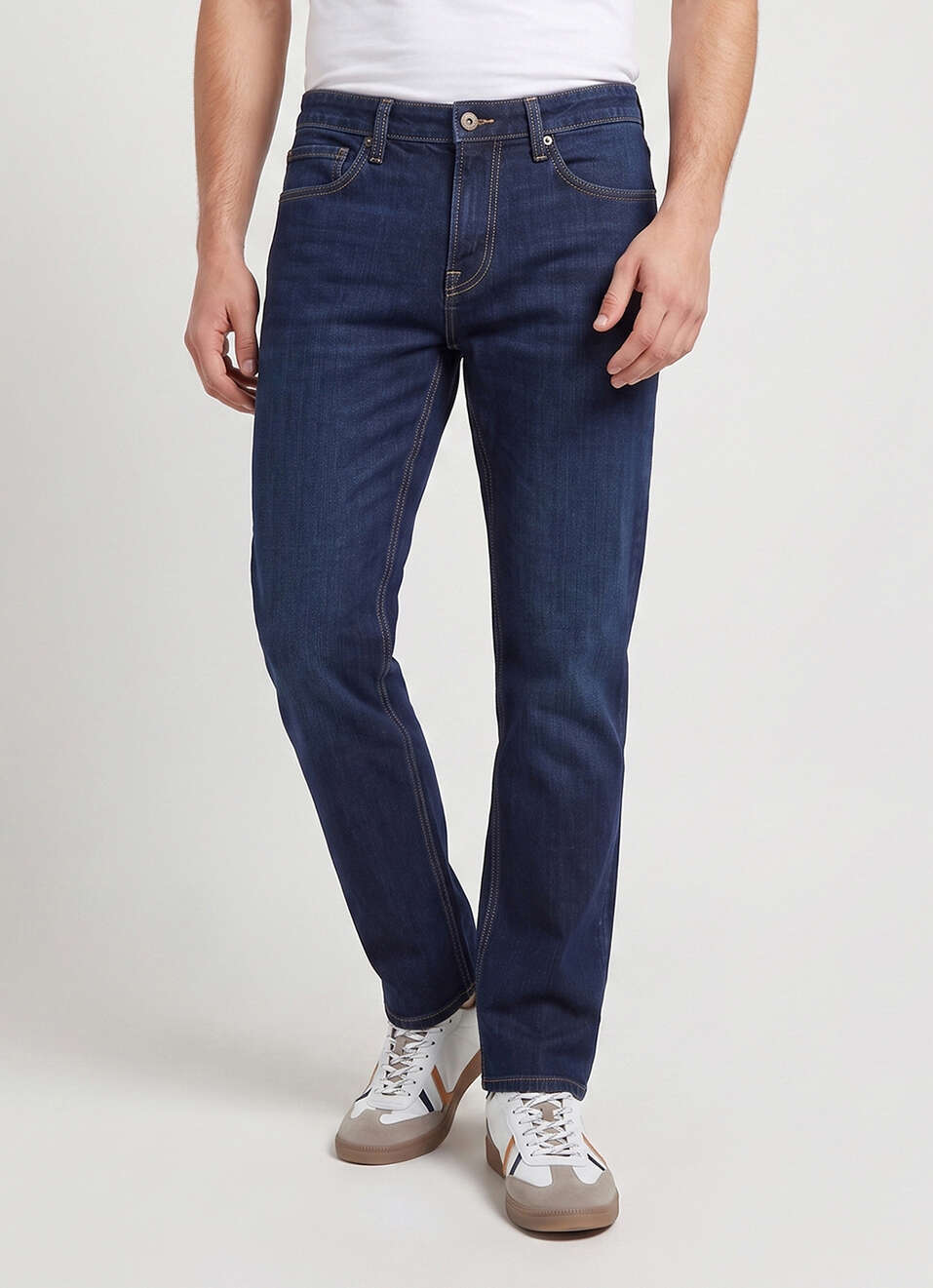 Men Blue Relaxed Straight Fit Mid Rise Stretchable Jeans, , large image number 2